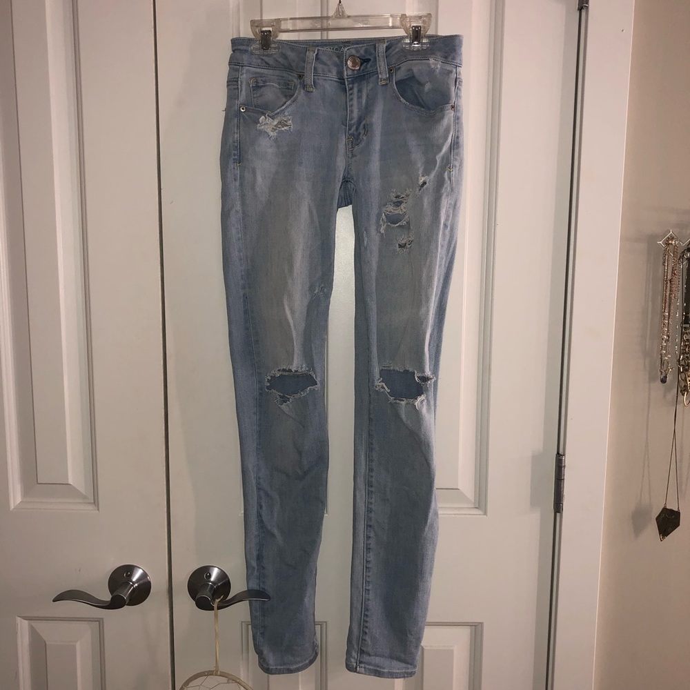 american eagle distressed jeans - Picture 1 of 2